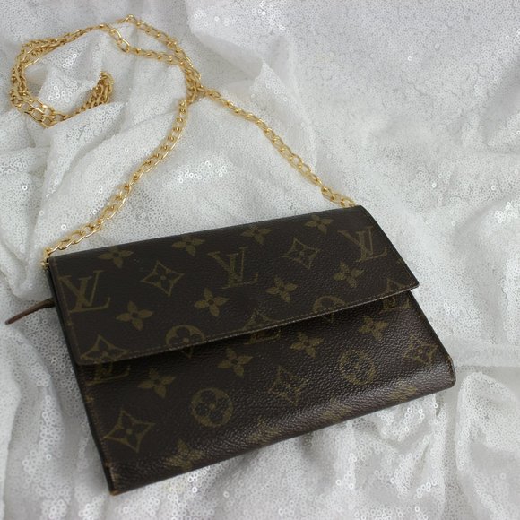 Louis Vuitton WOC - Monogram - Picture 1 of 14